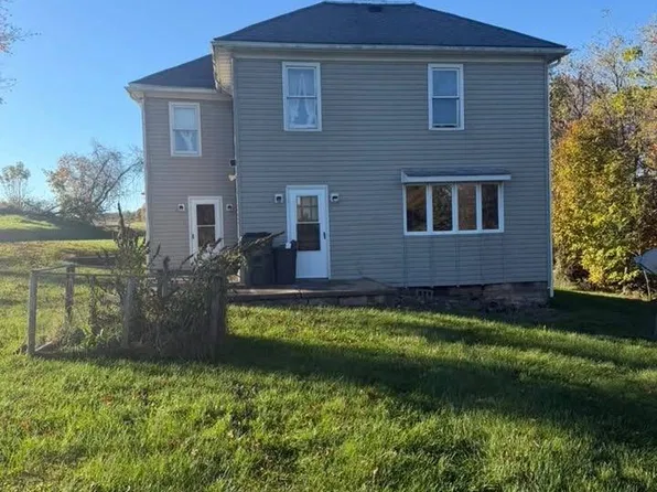 3655 Warner Ln, Cambridge, OH 43725