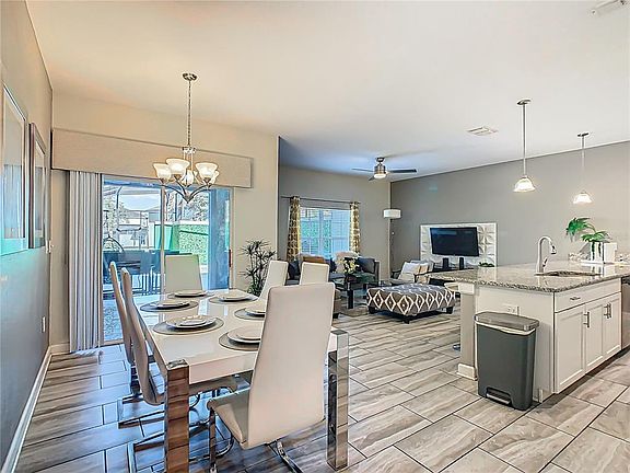 3rd image of 1579 MOON VALLEY DR