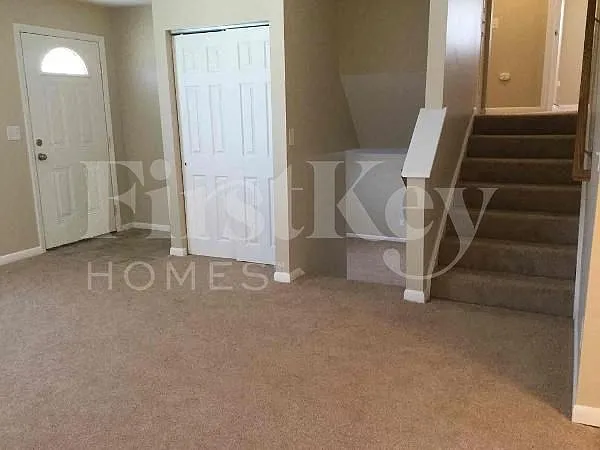 11428 Framingham Dr — Photo 9