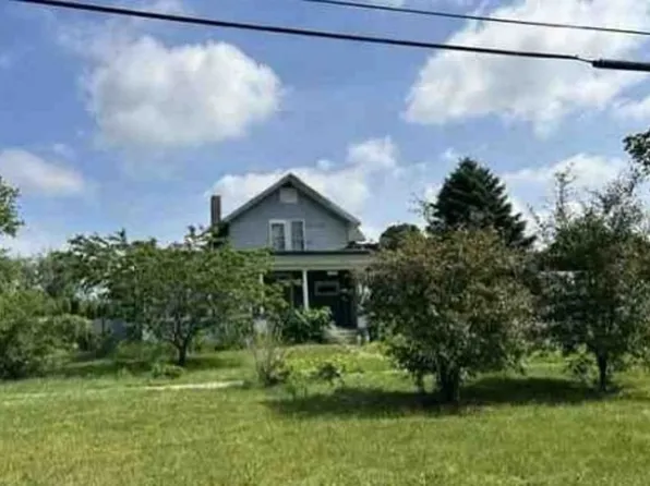 485 E 4th Ave, Clifton, IL 60927