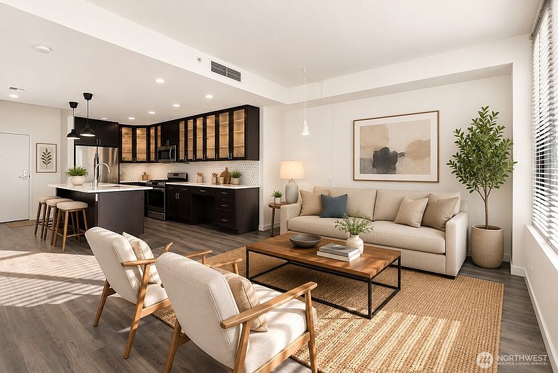 4th image of 2716 Elliott Avenue #310