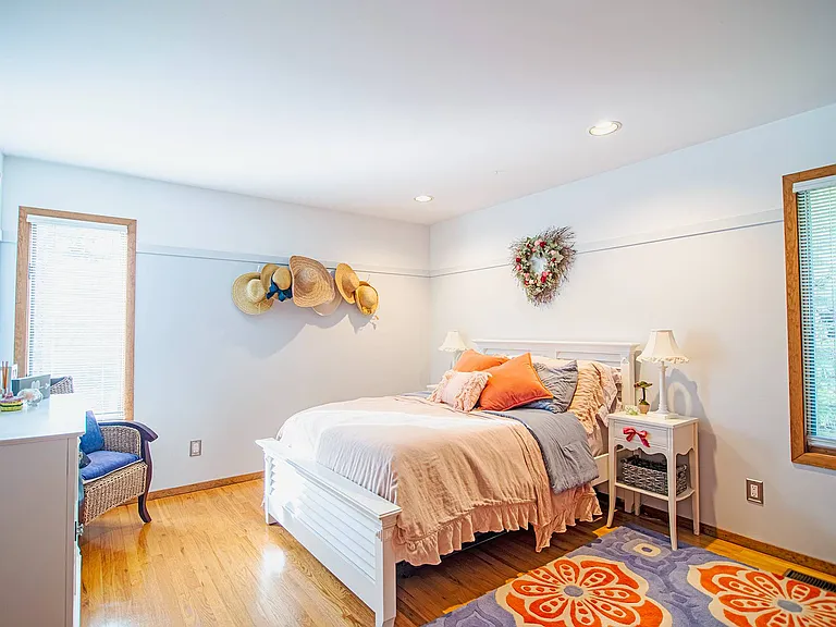 36 Wyandanch Ln — Photo 14