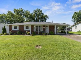 1905 Azalea Dr, Scott City, MO 63780