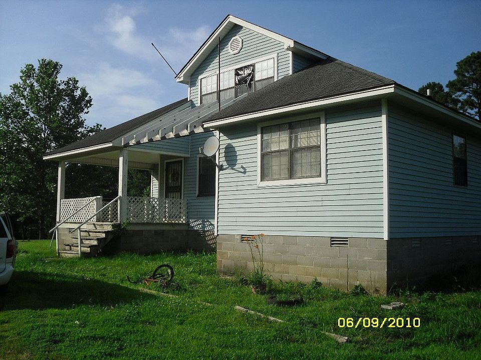 1992 Rabbit Ridge Rd, Byhalia, MS 38611