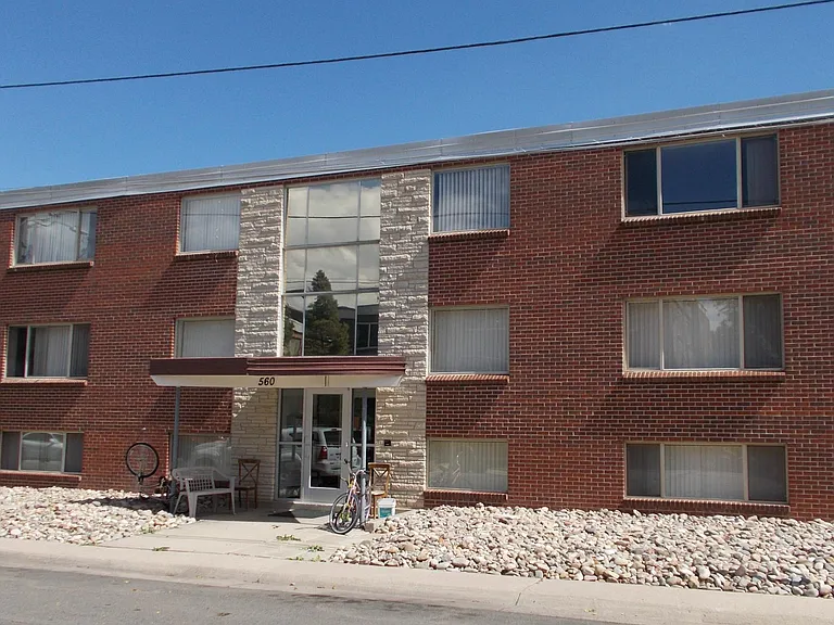 560 S Fairfax St #3 — Photo 12
