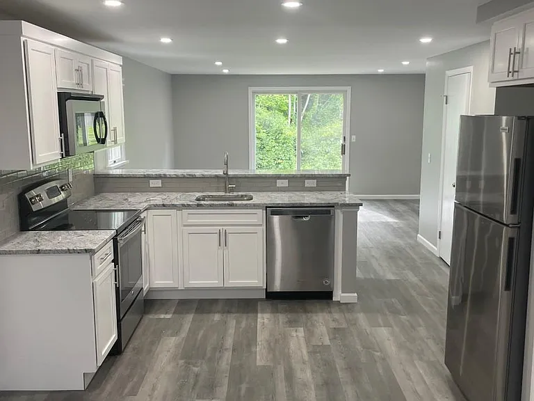 1145 Shoecraft Rd — Photo 3