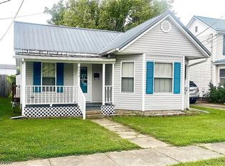 609 Poplar Ave, Williamstown, WV 26187