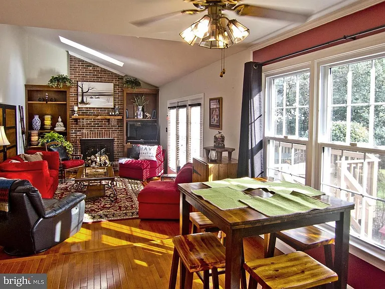 2657 Meadow Hall Dr — Photo 15