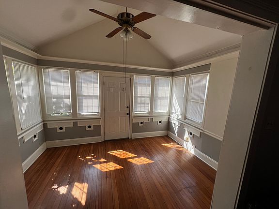 3rd image of 228 N Washington Ave #A
