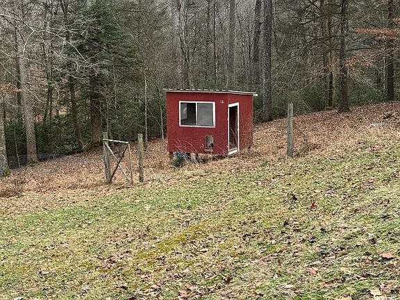 5th image of 5157 Sunday Rd