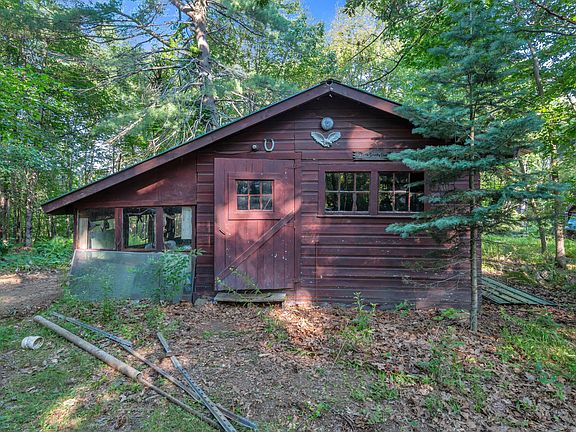 4th image of 599 Williams Road