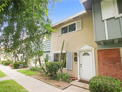 9867 Cornwall Dr, Huntington Beach, CA, 92646