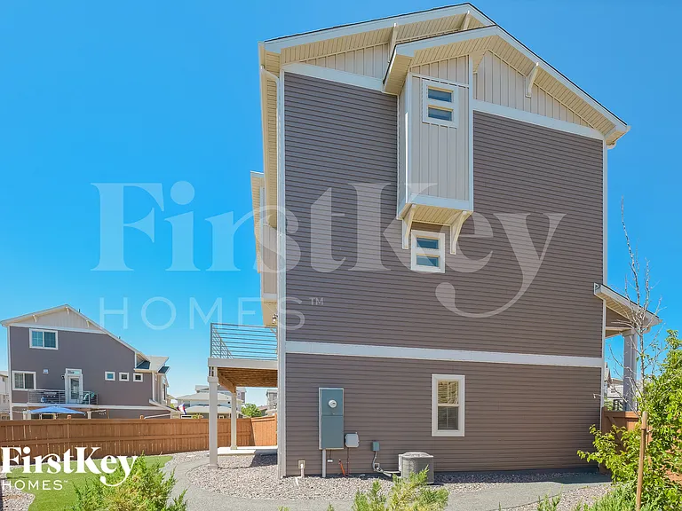 10532 Truckee St — Photo 15