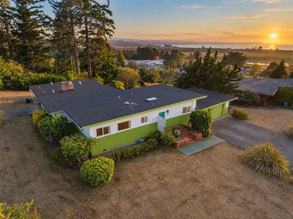 1760 Hyland St, Bayside, CA 95524