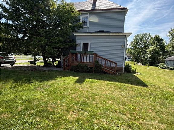 5th image of 46 Elwyn Ave