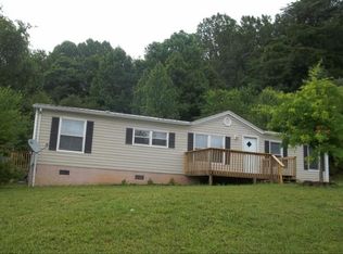 1015 Bertha Greer St, Kingsport, TN 37665