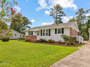 611 Decatur Rd, Jacksonville, NC 28540