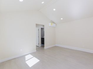 5257 Fountain Ave #3/4, Los Angeles, CA 90027