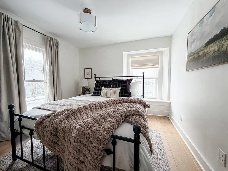 75 South St — Photo 18