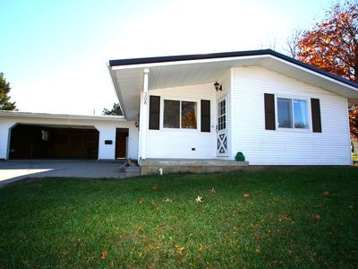 308 E H Ave, Grundy Center, IA, 50638
