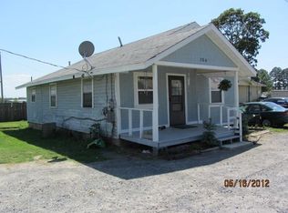 704 R And R Cir, North Little Rock, AR 72117