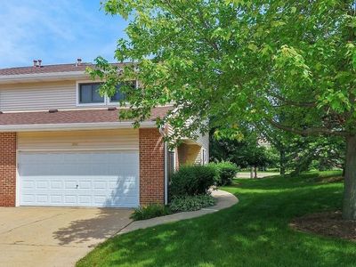 1054 Pinetree Cir N, Buffalo Grove, IL, 60089