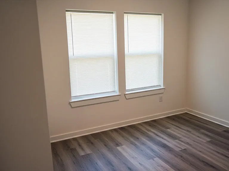 317 Whitestar Ln — Photo 13