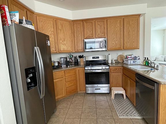 All brand new stainless steel appliances