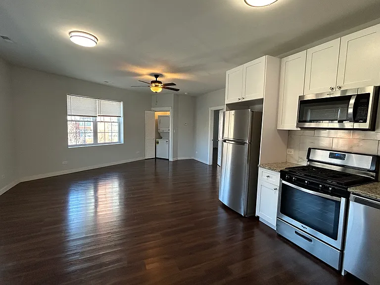 7441 N Rogers Ave #3B — Photo 3