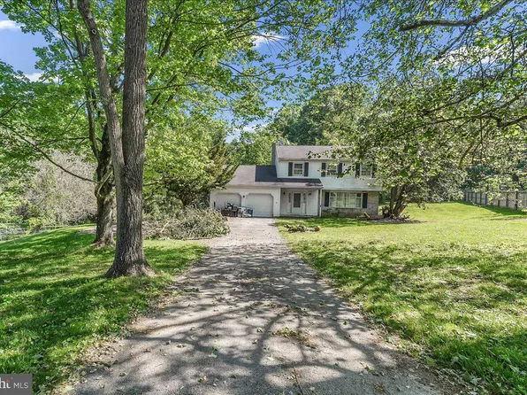 127 Governors Cir, Downingtown, PA 19335
