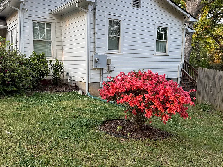 108 Lee St — Photo 16