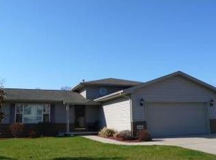 1444 Duffer Dr, Chesterton, IN 46304