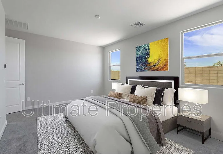 835 N 110th Ave — Photo 12