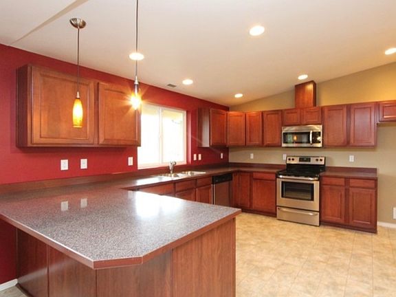 2nd image of 115 Blackburn Ln