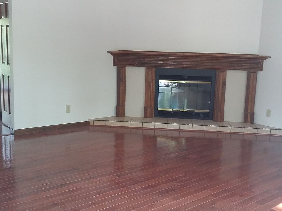 1st image of 1811 Tuxworth Ave