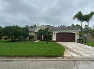 2326 Vintage St, Sarasota, FL 34240