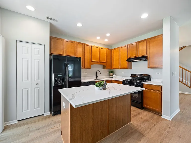 436 Azalea St — Photo 9