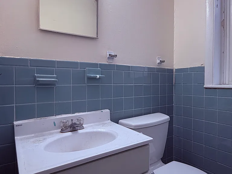 1128 Commonwealth Ave #3 — Photo 4