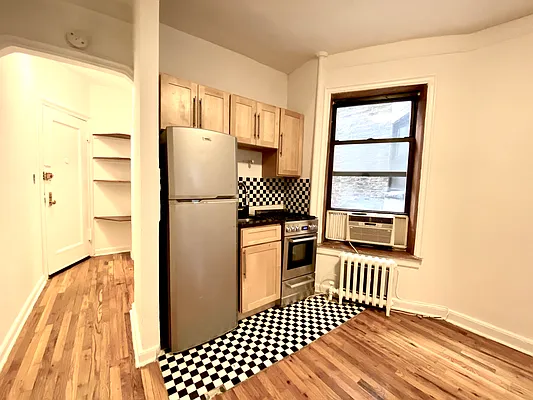 Rented by REAL New York | media 14