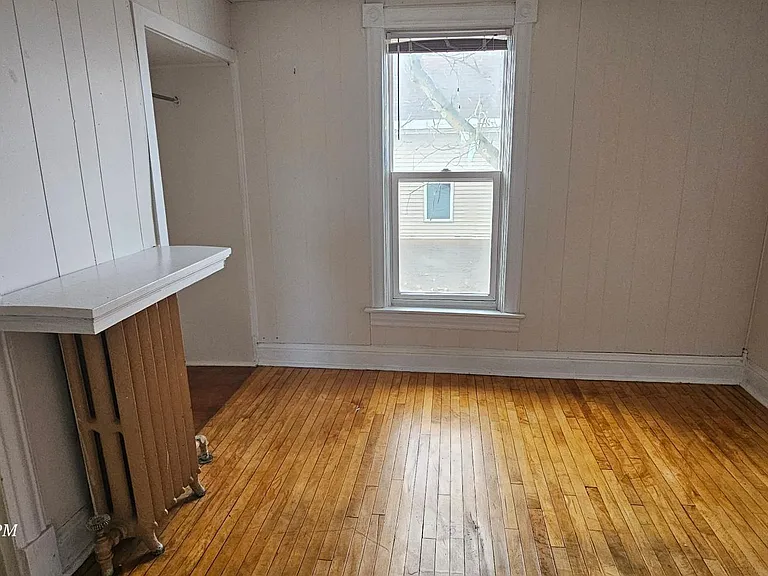 114 E Easterday Ave #2 — Photo 5