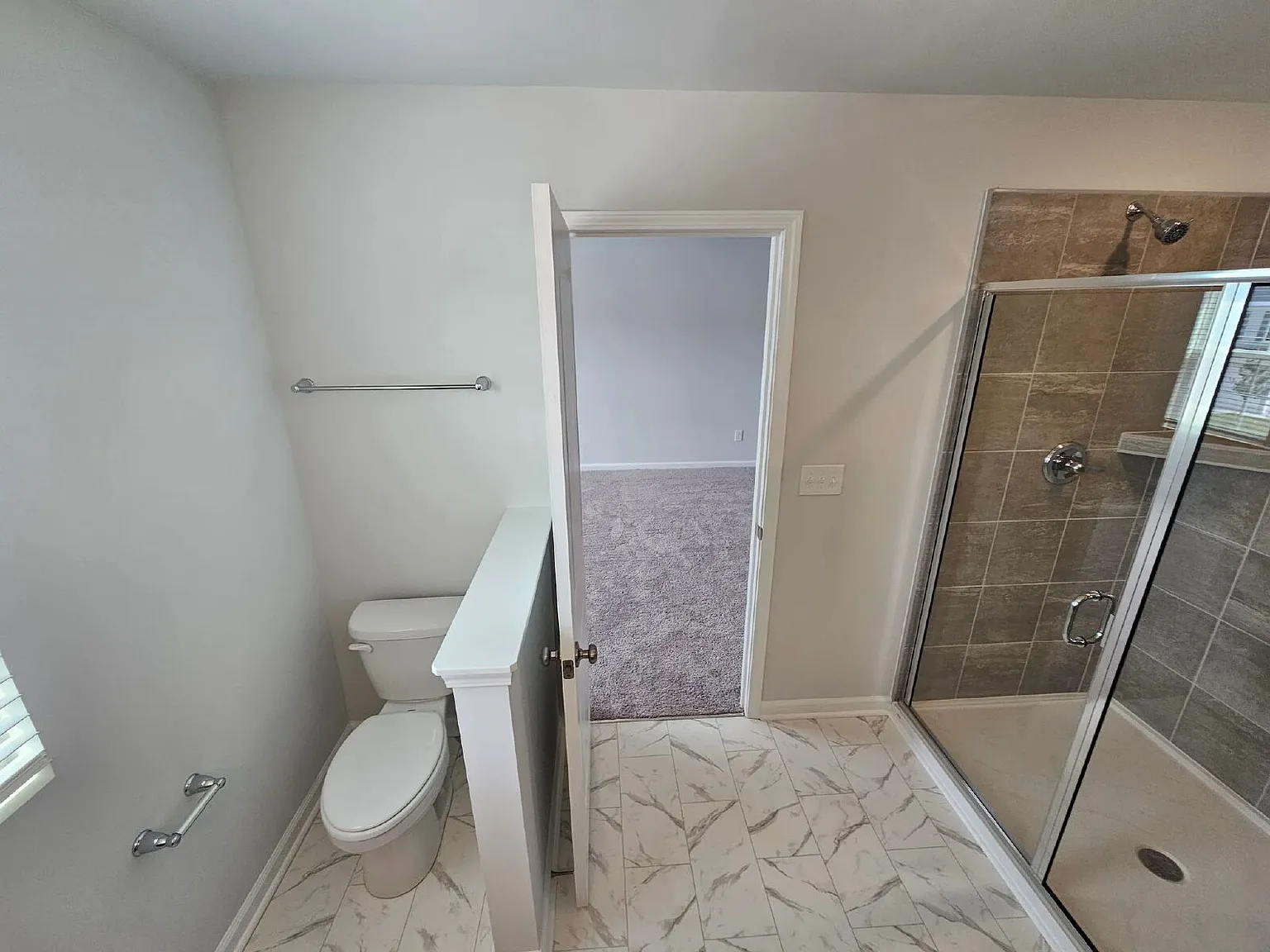 3 bed, 2.5 bath, 1617 sqft, $1,950 — Photo 3