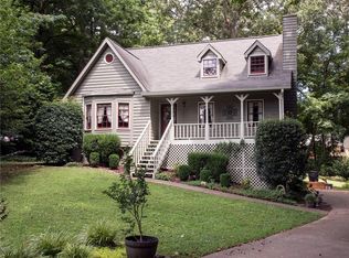 2200 Doe Ct, Suwanee, GA 30024