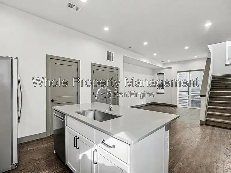 3511 S Marion St #C — Photo 6