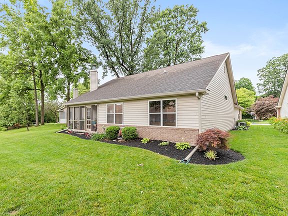 2nd image of 9509 Summer Ridge Pl