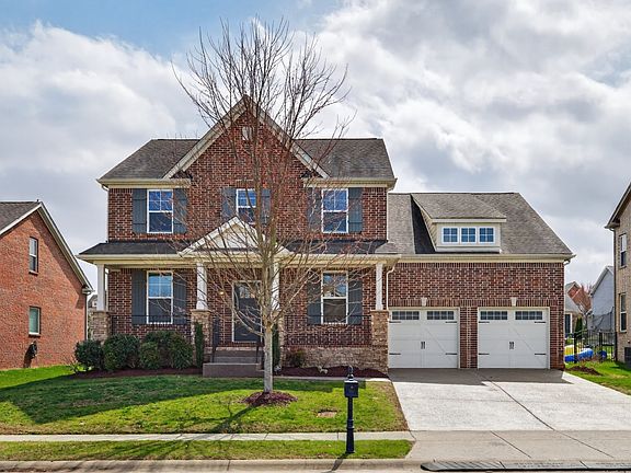 2nd image of 2713 Hargate Dr