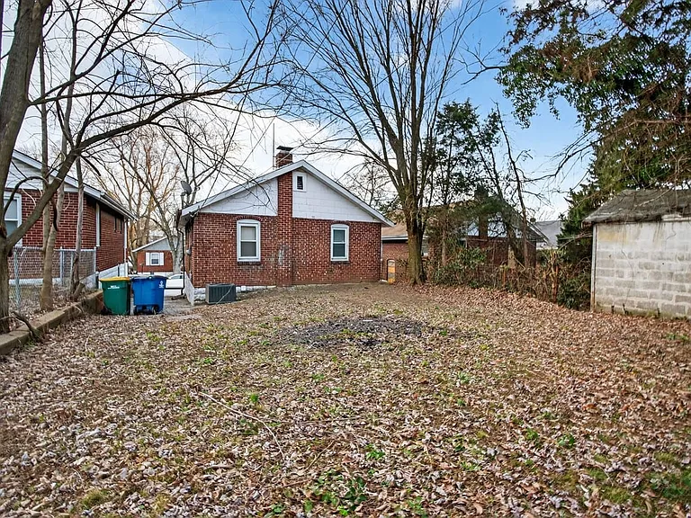 8347 Eton Pl — Photo 18
