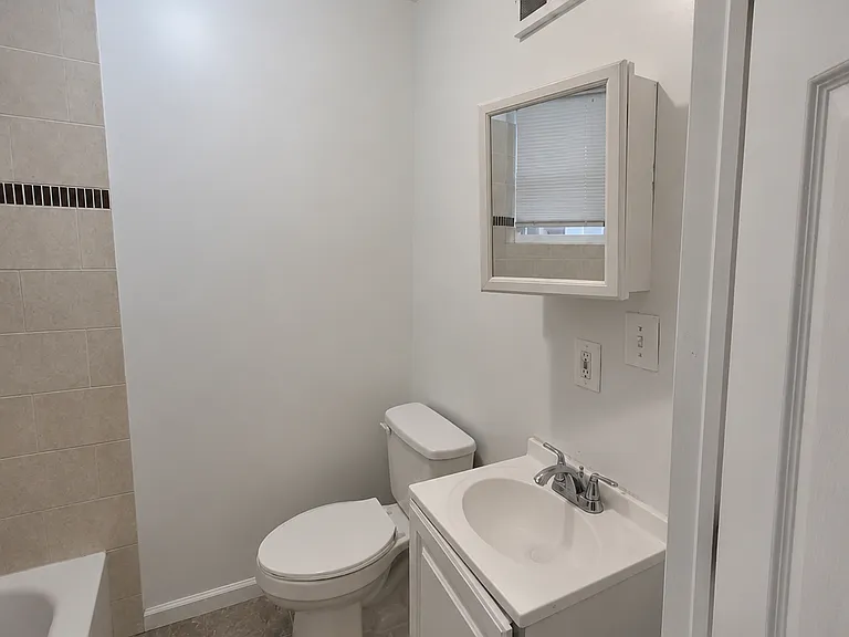 1332 N 53rd St #1 — Photo 12