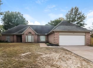 8731 Oak Trail Ln, Scottsdale, TN 38018