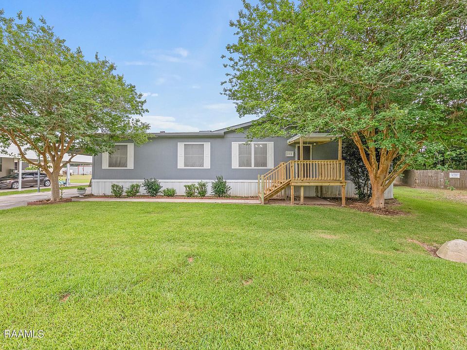 1st image of 111 Blanco Dr