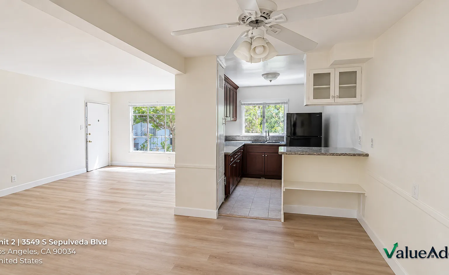 3549 S Sepulveda Blvd — Photo 2